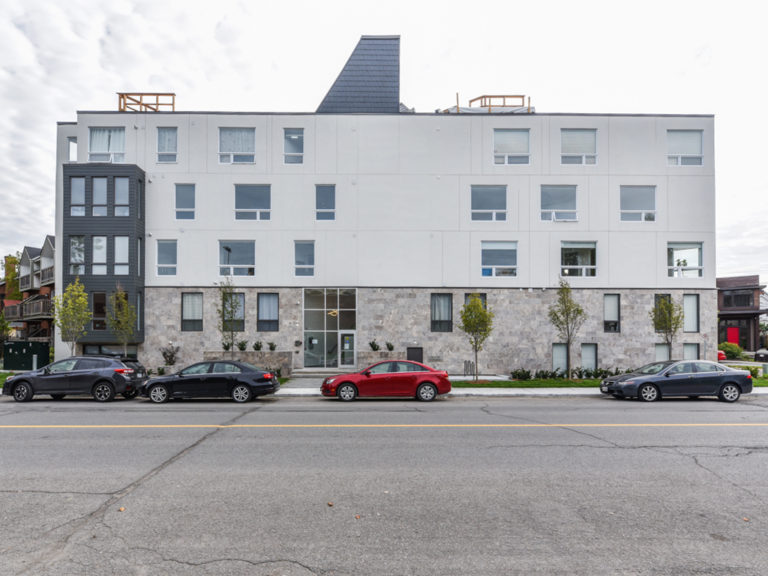 204150 Greenfield Avenue